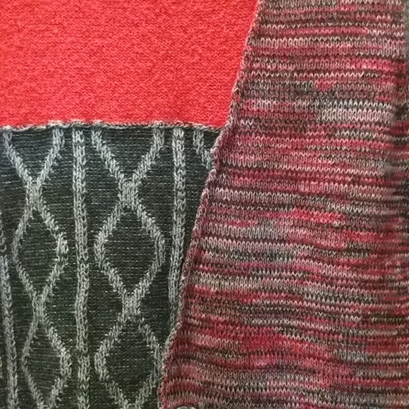 Sweater - Picture 3 of 3